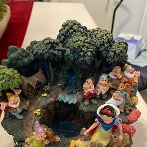 Disney Snow White and the Seven Dwarfs Forest Scene Decor - Multicolor